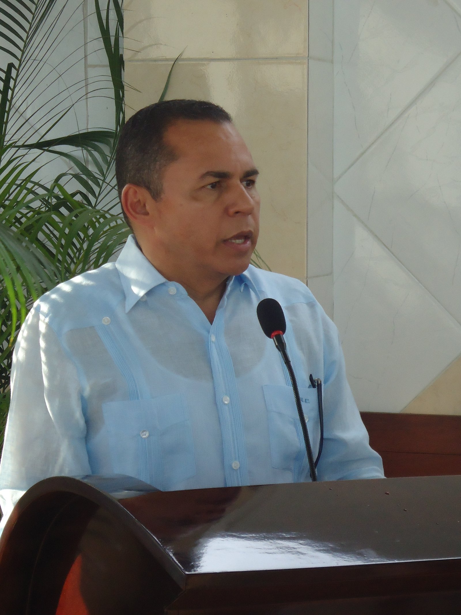 Alcalde Municipal inaugura Anexo y Salon Multiuso